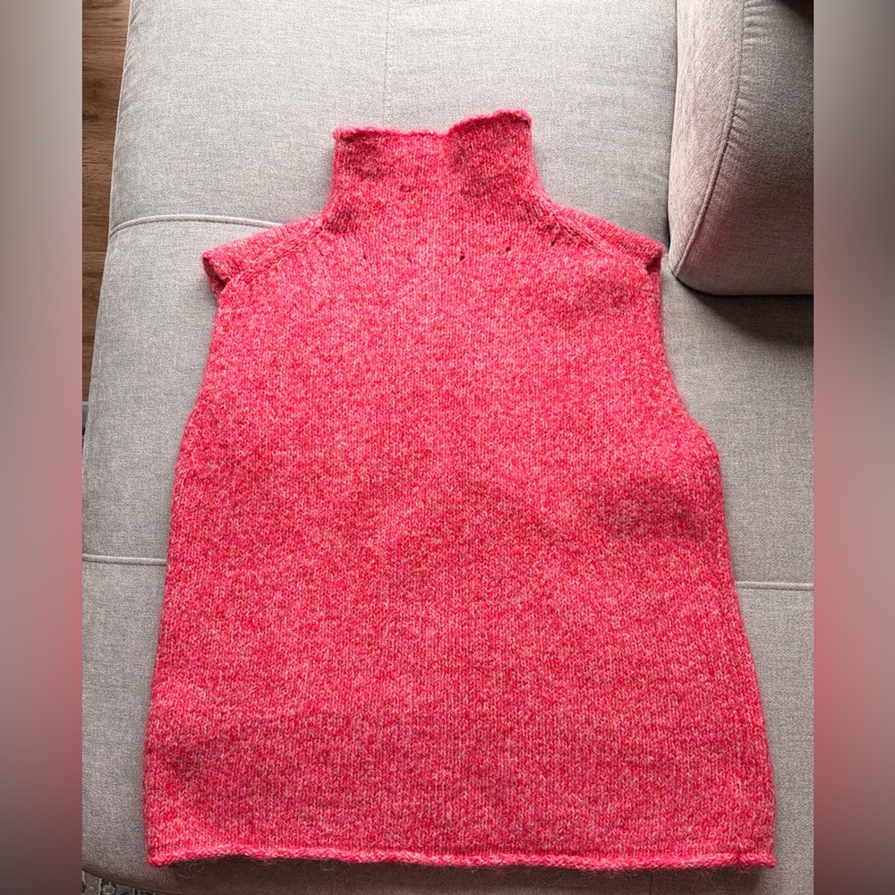 ZARA Pink Bouclé Knit Women's Sweater